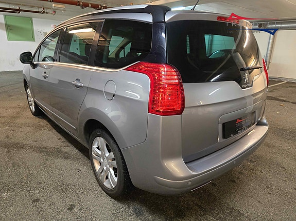 Peugeot 5008 3 of 24