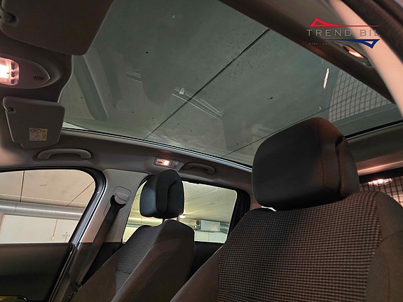 Peugeot 5008 18 of 24