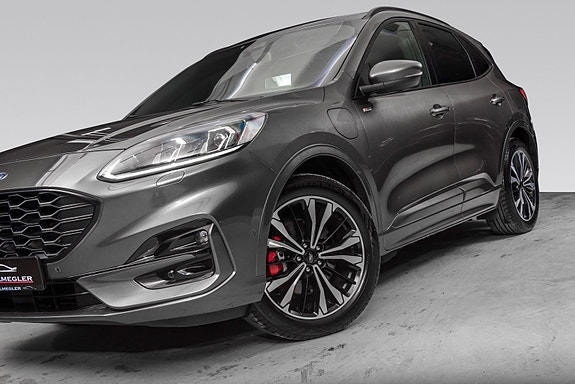 Ford Kuga 3 of 5