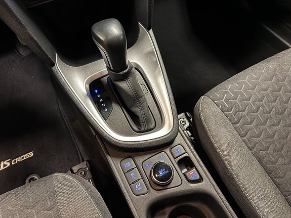 Toyota Yaris Cross 16 of 30