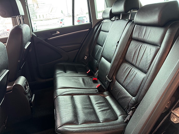 Volkswagen Tiguan 10 of 18