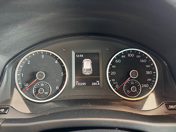 Volkswagen Tiguan 15 of 18