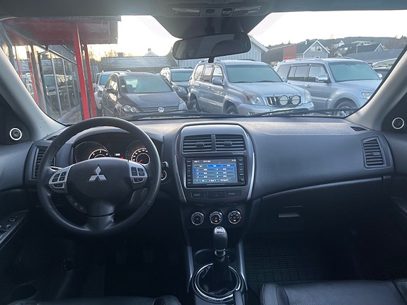 Mitsubishi ASX 9 of 30