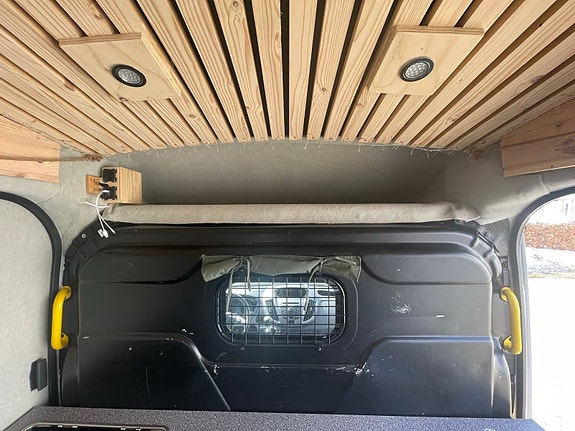 Ford Transit 21 of 30