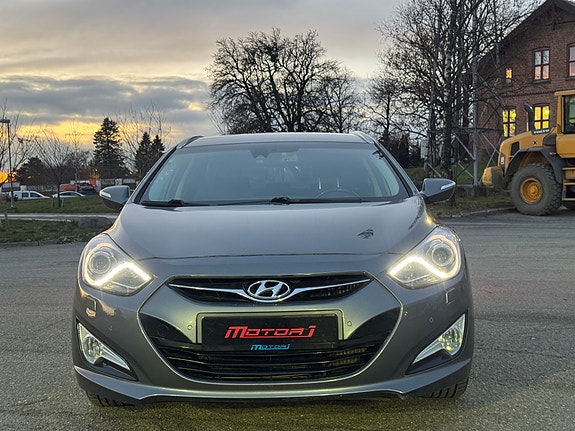 Hyundai i40 3 of 5