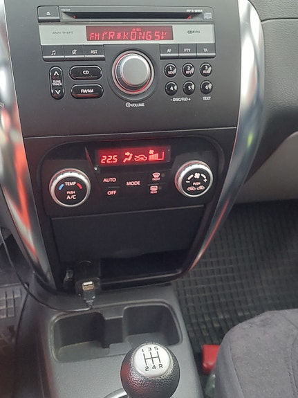Suzuki SX4 11 of 22