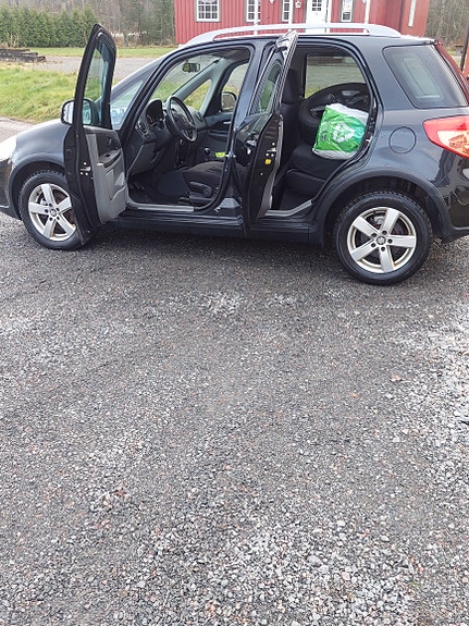 Suzuki SX4 18 of 22