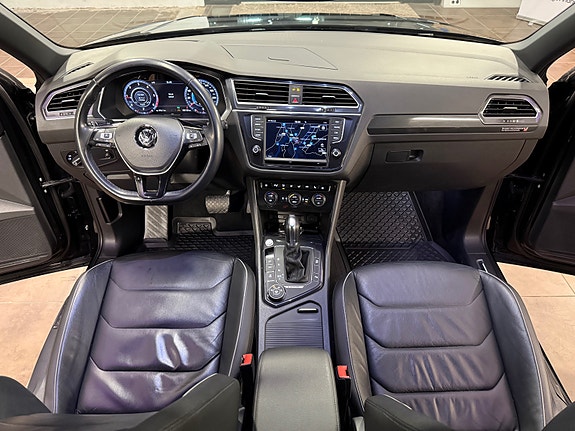 Volkswagen Tiguan 28 of 30