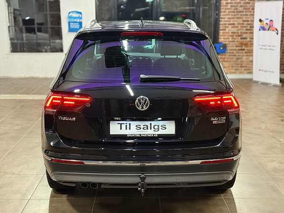 Volkswagen Tiguan 14 of 30
