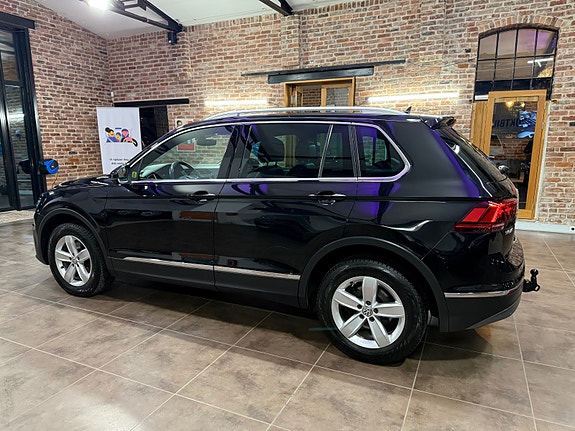 Volkswagen Tiguan 9 of 30