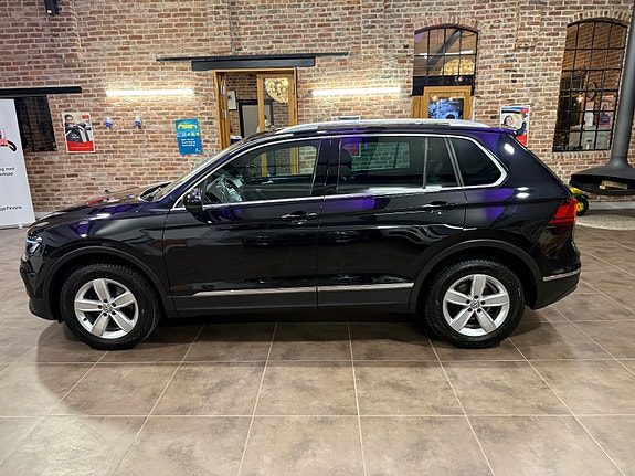 Volkswagen Tiguan 8 of 30
