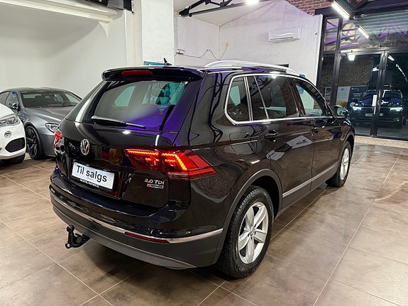 Volkswagen Tiguan 16 of 30