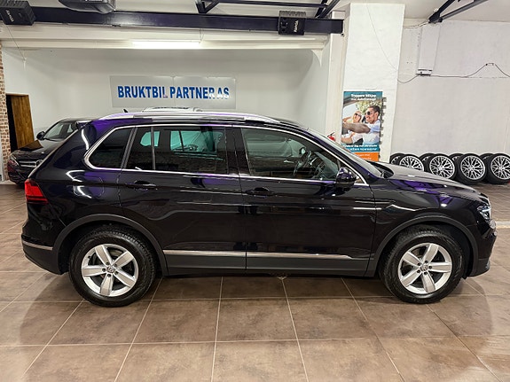 Volkswagen Tiguan 18 of 30