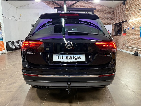 Volkswagen Tiguan 13 of 30