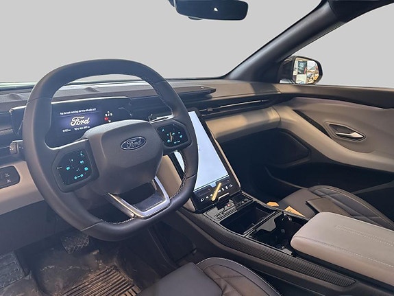 Ford Explorer 9 of 30