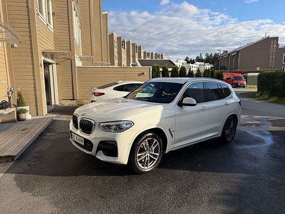 BMW X3 3 of 23
