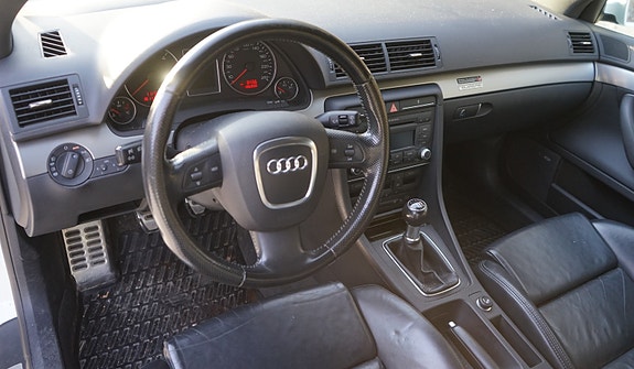 Audi A4 19 of 30