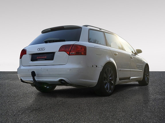 Audi A4 9 of 30