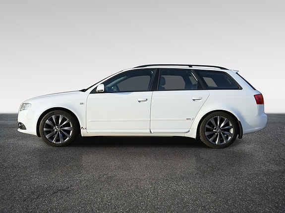 Audi A4 6 of 30