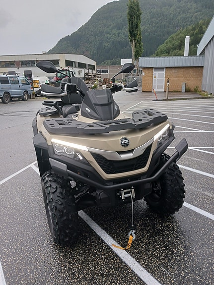 QJ Motor SFA600 Touring Deluxe 3 of 25