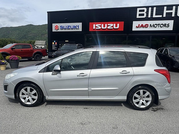 Peugeot 308 2 of 14