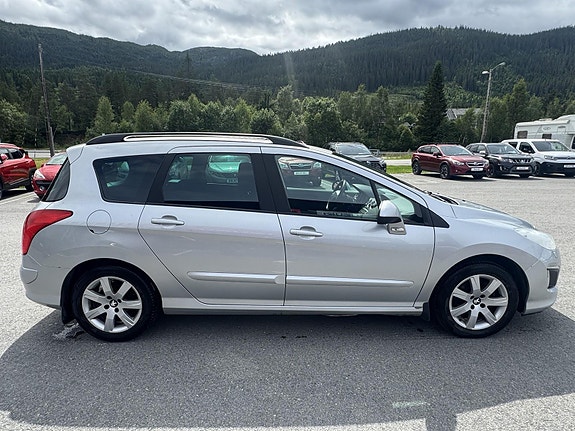 Peugeot 308 5 of 14