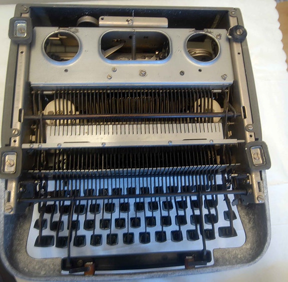 Product image 6 of 7
