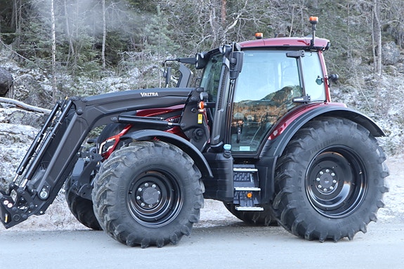 Valtra N174 Versu 2024, kr 1 749 000,-