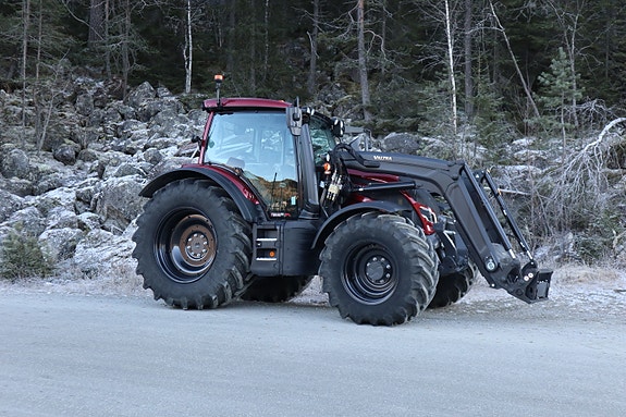 Valtra N174 Versu 2024, kr 1 749 000,-