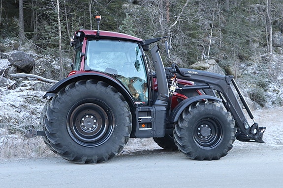 Valtra N174 Versu 2024, kr 1 749 000,-