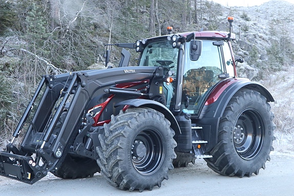 Valtra N174 Versu 2024, kr 1 749 000,-