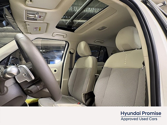 Hyundai Inster 25 of 30