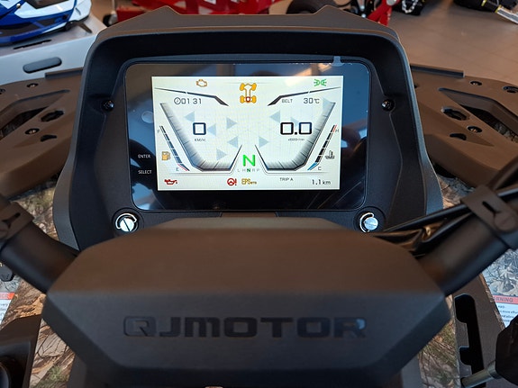 QJ Motor SFA 600 Touring Deluxe 7 of 9