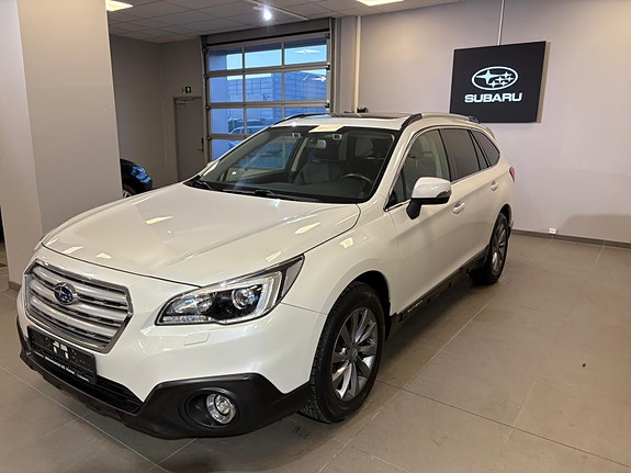 Subaru Outback 2 of 5