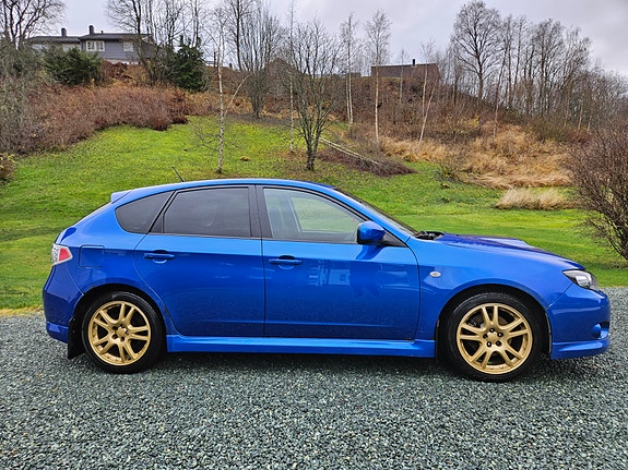 Subaru Impreza 3 of 5