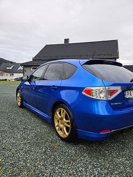 Subaru Impreza 6 of 14