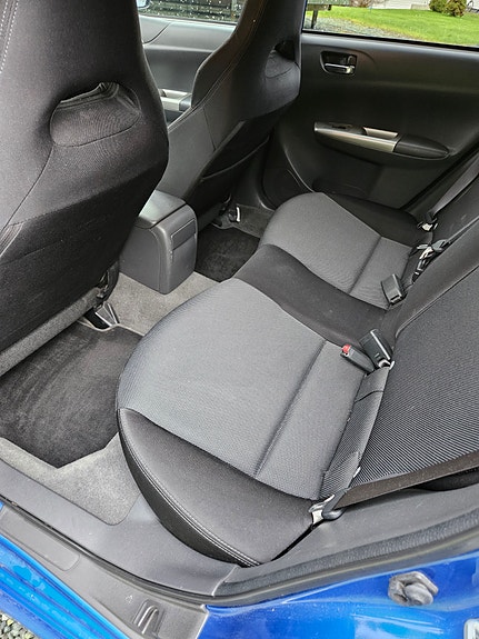 Subaru Impreza 13 of 14