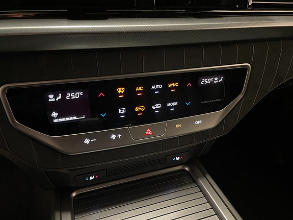 KGM Rexton 26 of 30