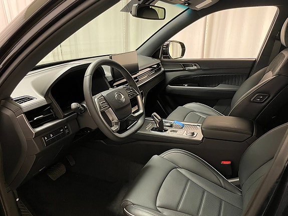 KGM Rexton 13 of 30