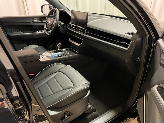 KGM Rexton 11 of 30