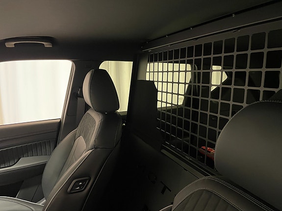 KGM Rexton 18 of 30