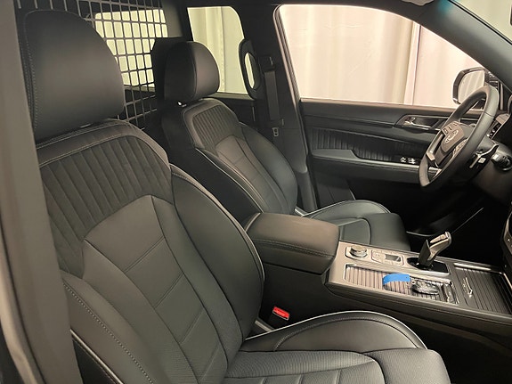 KGM Rexton 12 of 30