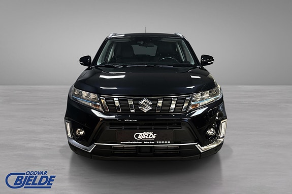 Suzuki Vitara 2 of 5