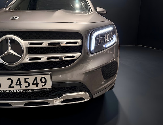 Mercedes-Benz GLB200 d 5 of 5