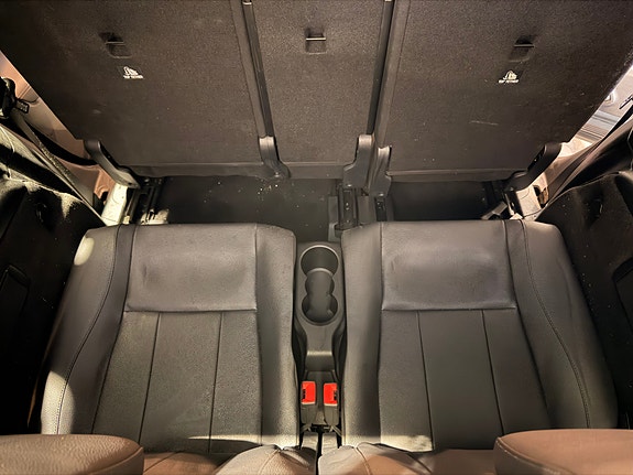 Mercedes-Benz GLB200 d 26 of 30