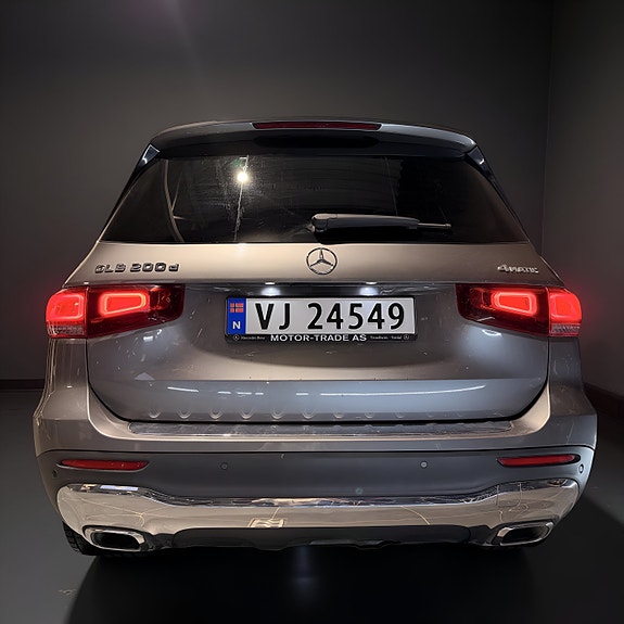 Mercedes-Benz GLB200 d 8 of 30