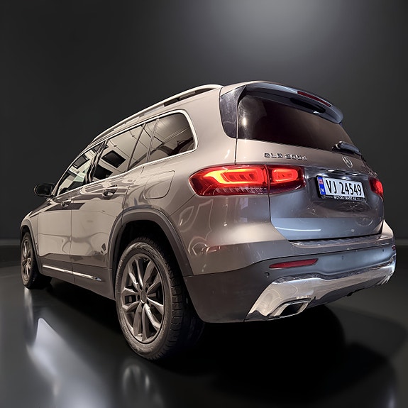 Mercedes-Benz GLB200 d 7 of 30