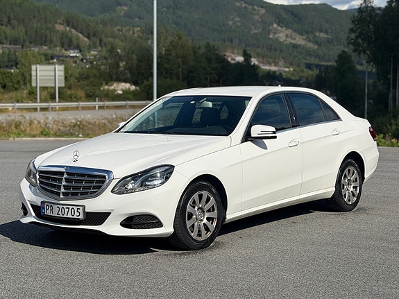 Mercedes-Benz E200 d 5 of 30