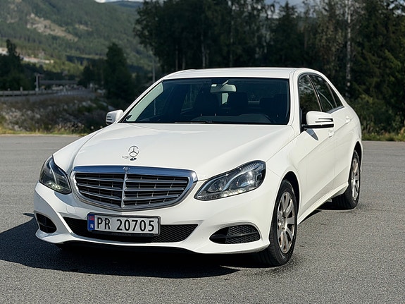 Mercedes-Benz E200 d 4 of 30