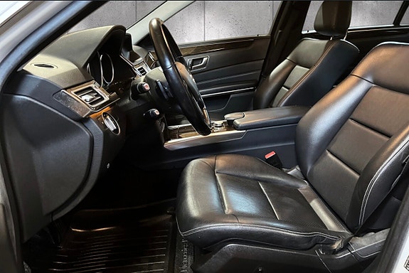 Mercedes-Benz E200 d 16 of 30